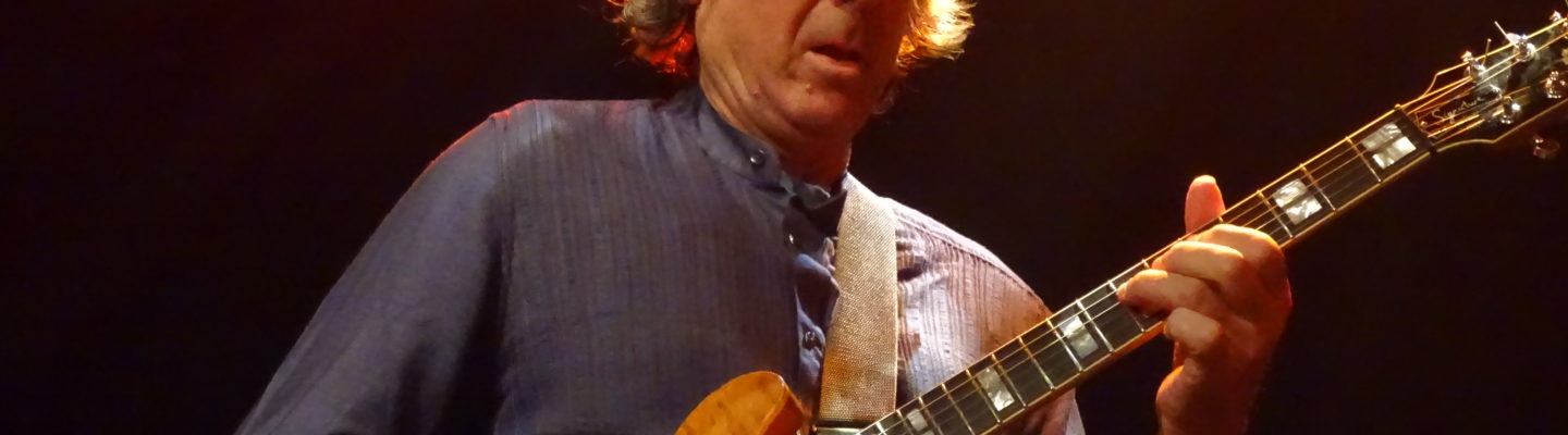 John Etheridge (Soft Machine), Bonn, Harmonie 12/18 (Klaus Reckert, BetreutesProggen)